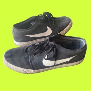 COPY - Nike shoes